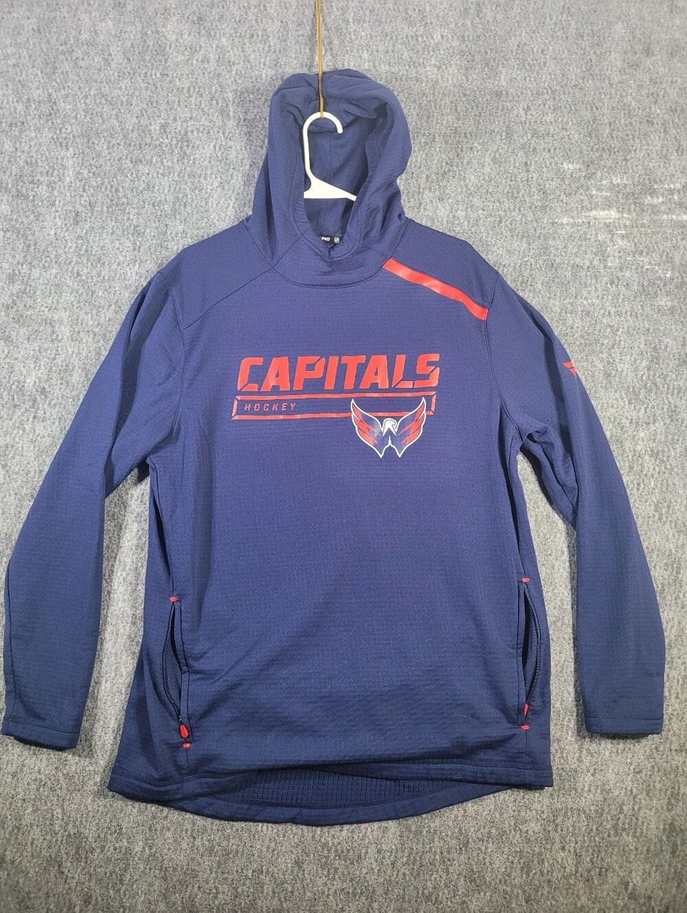 Fanatics Navy Capitals Crewneck Pullover with Red Accents